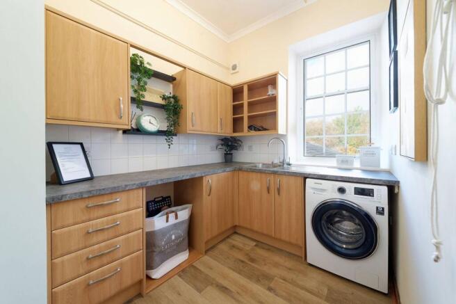 MFL4259965_260.jpg