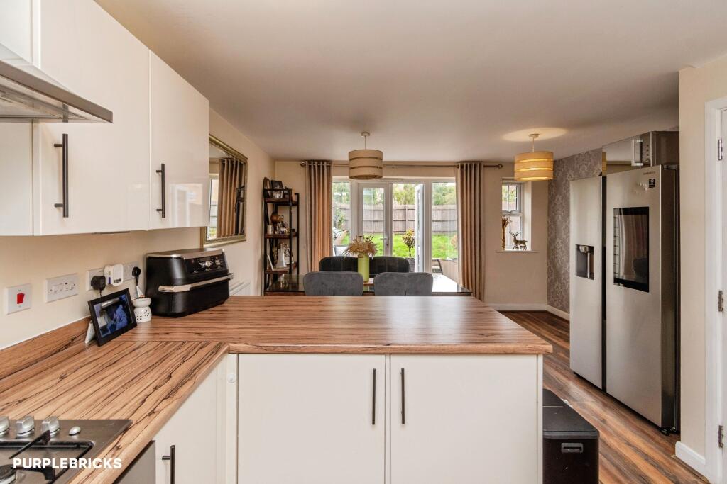 House in Dudley - View 4