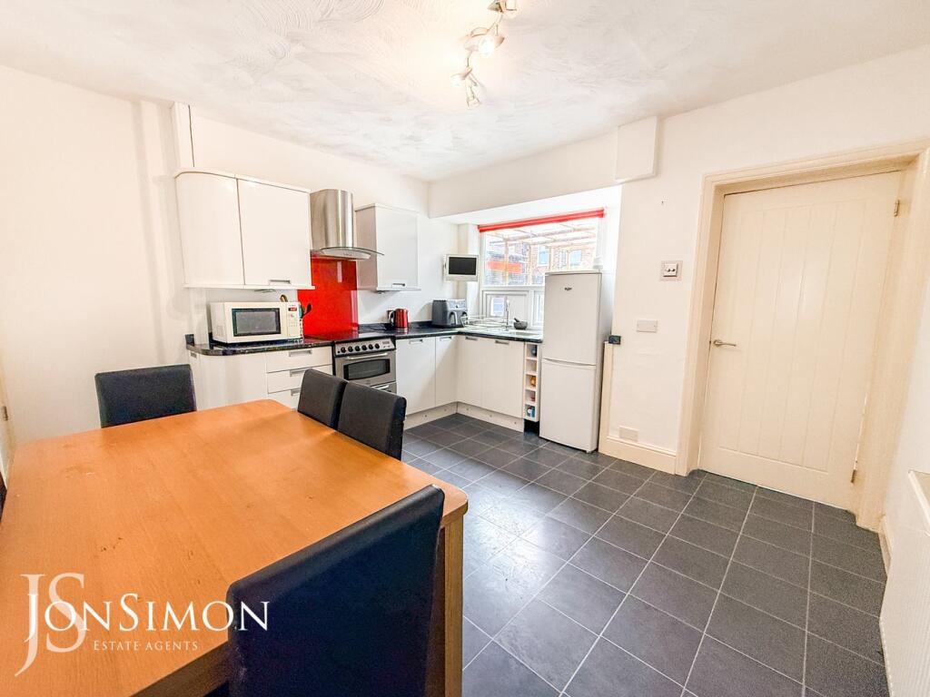 House in Bury, Greater Manchester - View 5