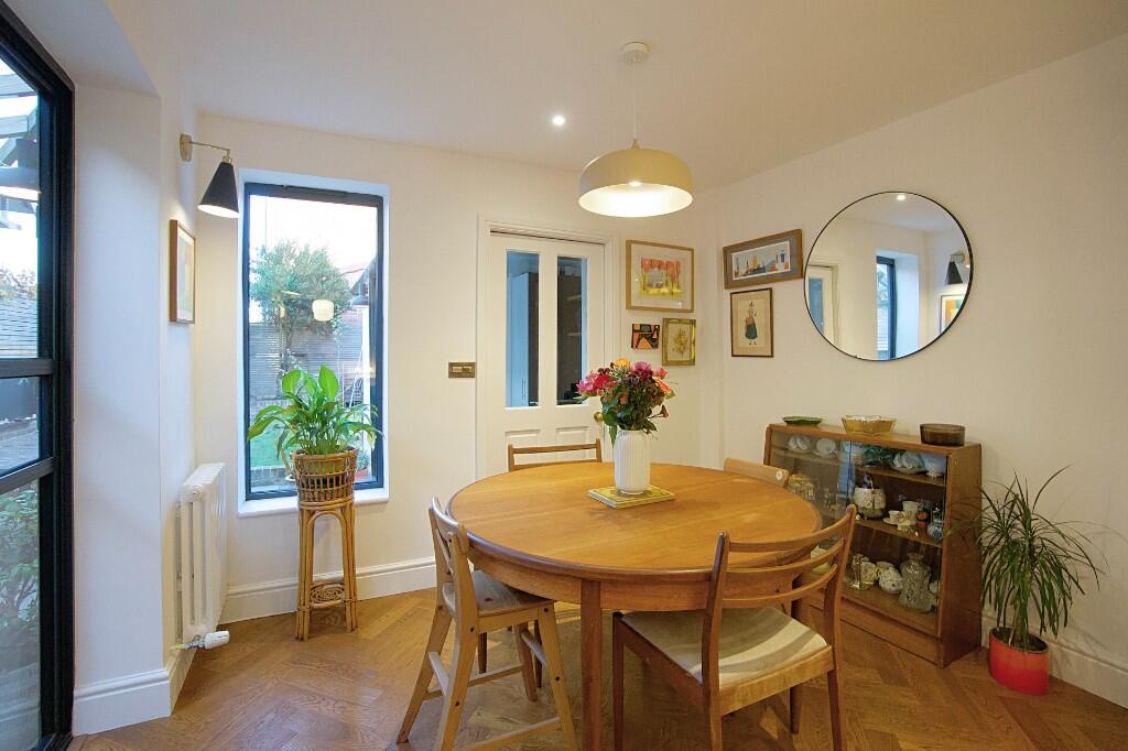 House in Bedford, Harpur - View 3