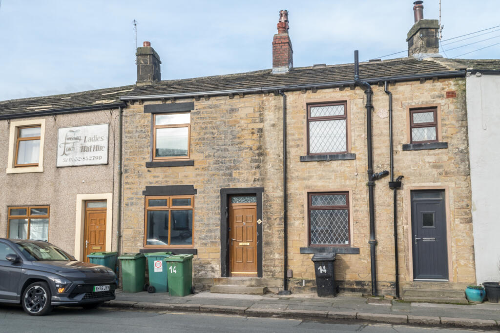 Main image of property: BRADFORD ROAD DRIGHLINGTON BD11 1AB