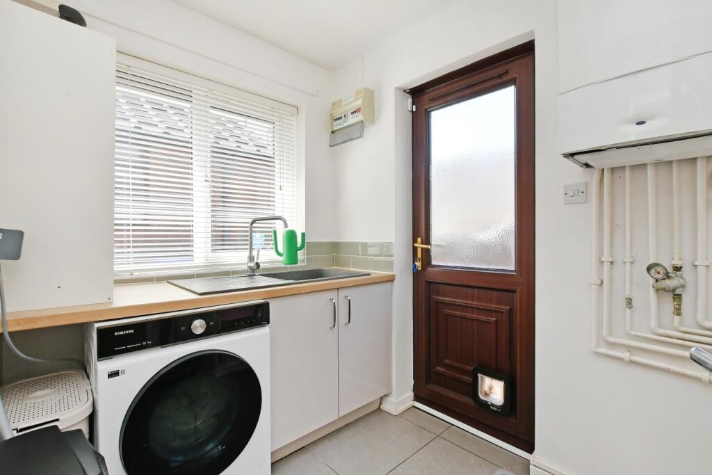 House in Sheffield, South Yorkshire - More