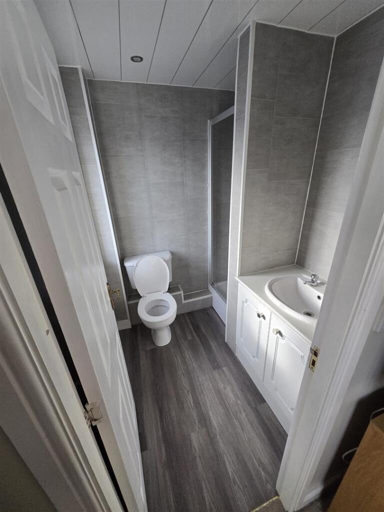 Additional image 11 of Chartwell Drive, Bradford