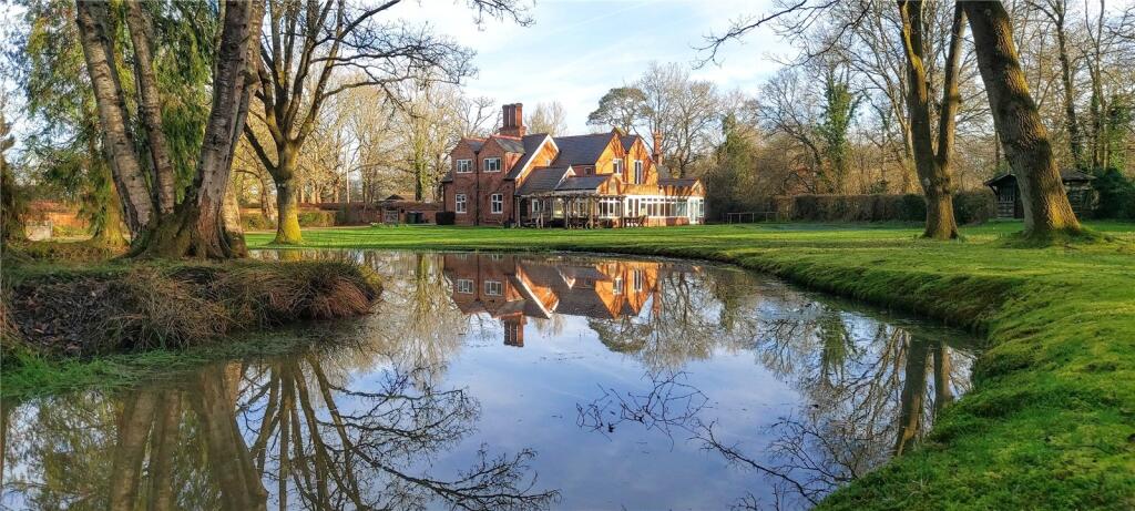 Main image of property: Baughurst Road, Baughurst, Tadley, Hampshire, RG26