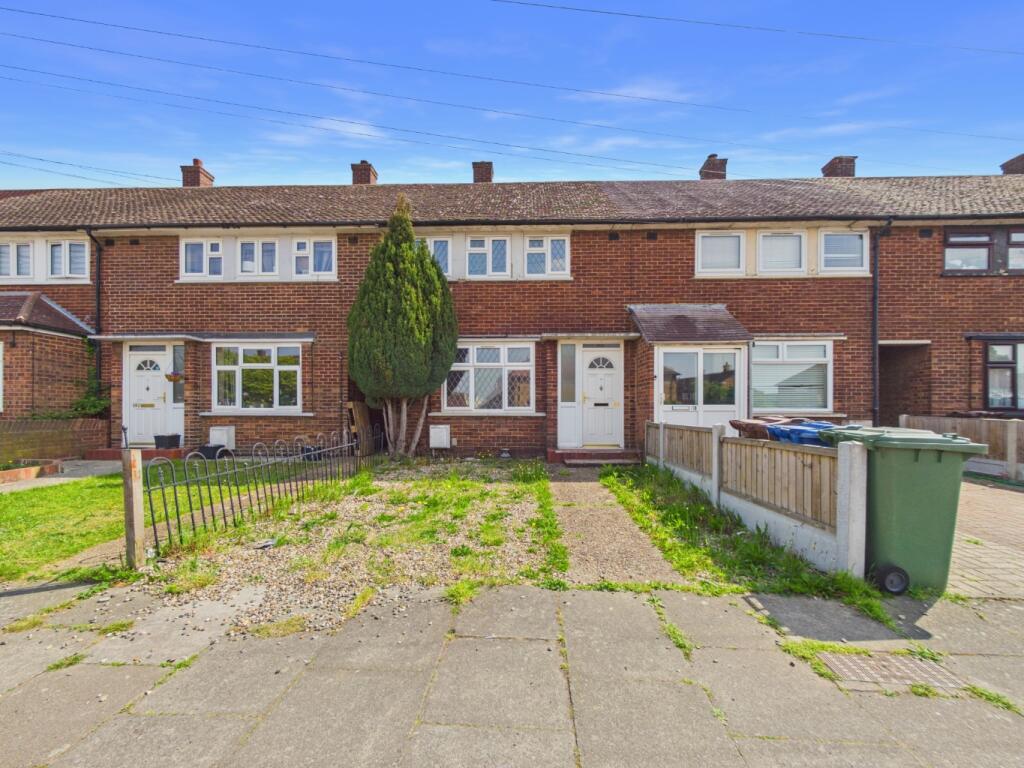 Main image of property: Daiglen Drive, South Ockendon RM15