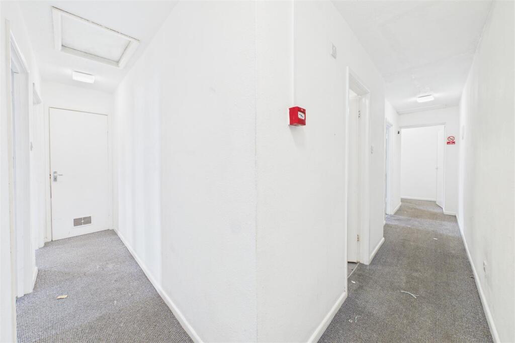 5 Bed | 2 Bath Flat | BS5 photo 4