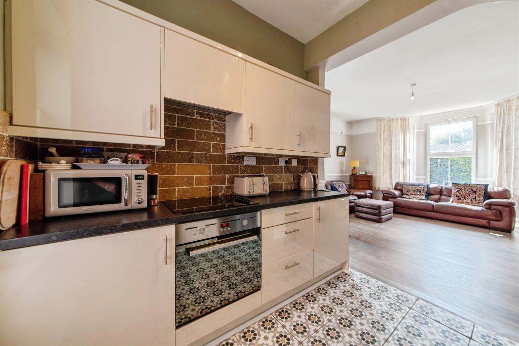 House in North Kesteven, Heckington - View 3