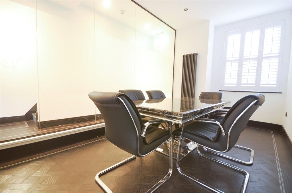 Main image of property: Manchester Road, Denton, Manchester, M34