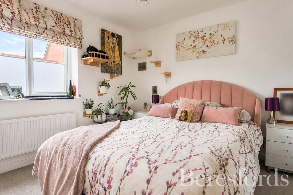House in Chelmsford, Endway, Great and Little Leighs - More