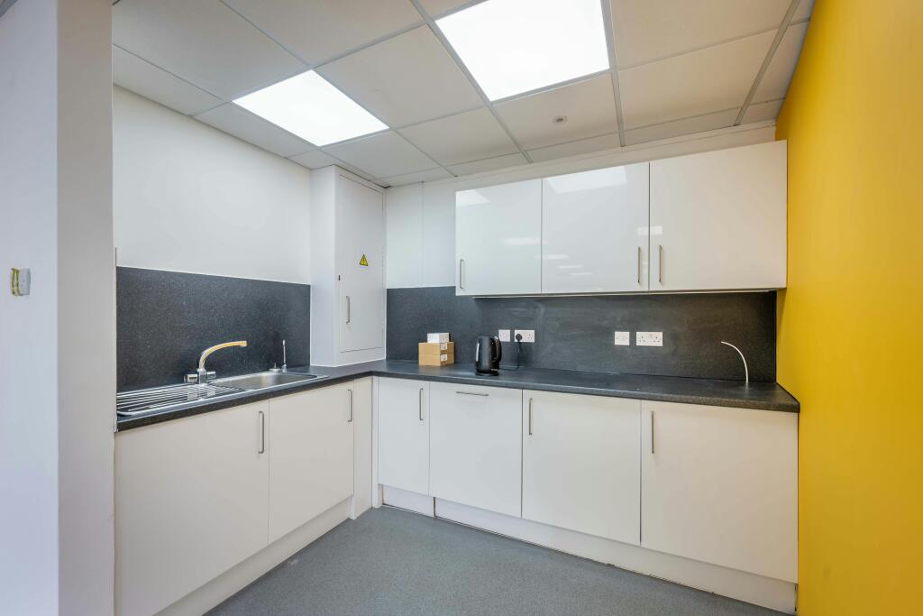 First Floor Suite Meridian House - interior low res 3 of 5.jpg