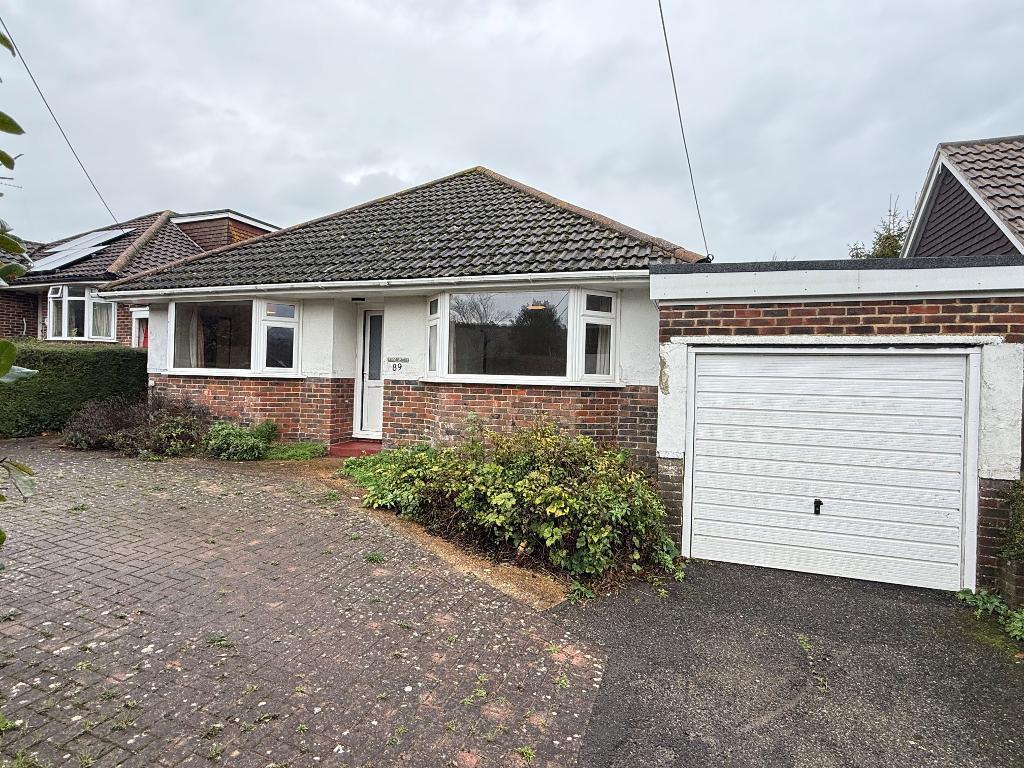 3-bed detached on Coombe Road, Steyning, BN44 3LF, £575,000