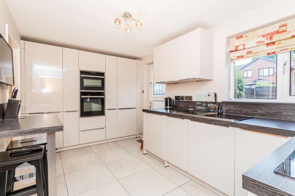Fettler Close, Swinton, M27 photo 3