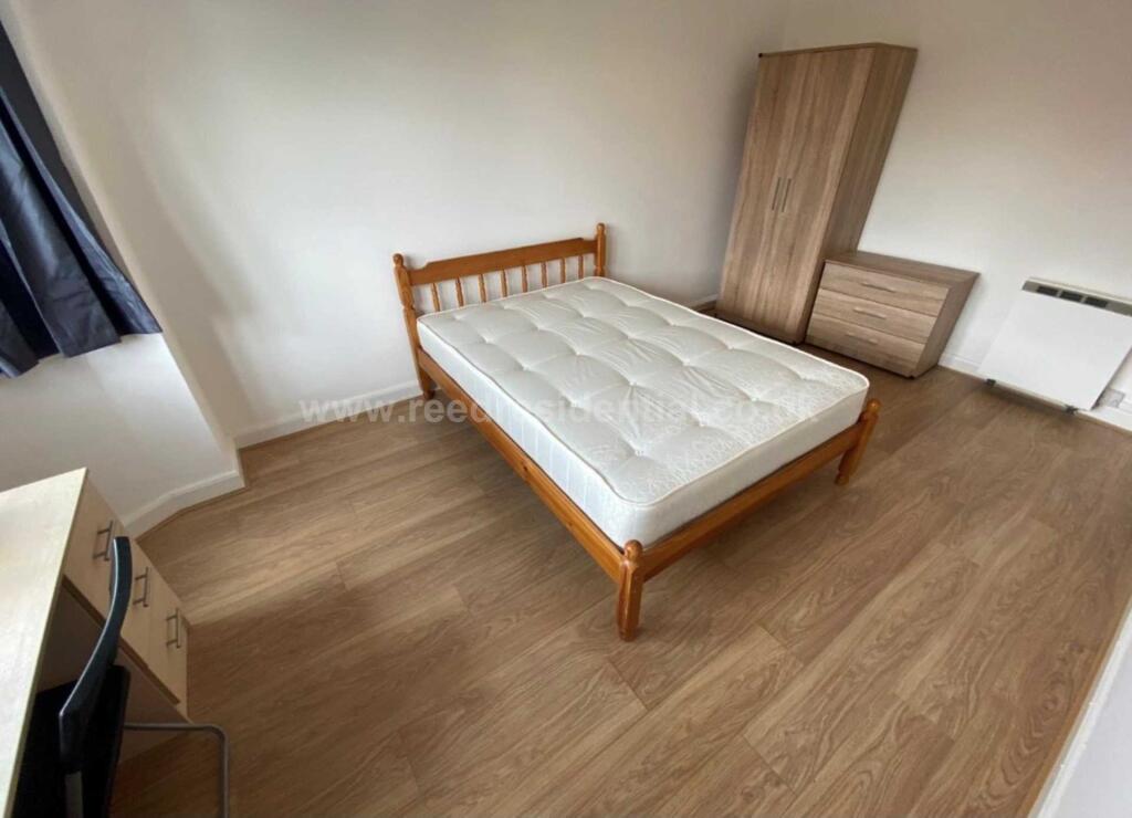 Additional image 3 of Flat 10 Weoley Court, 201 Gibbins Rd, West Midlands, B29