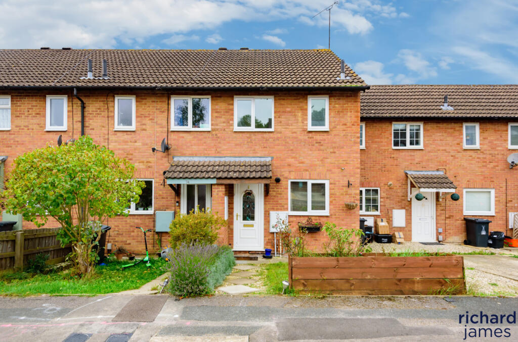Main image of property: Bayleaf Avenue, Woodhall Park, Swindon, SN2