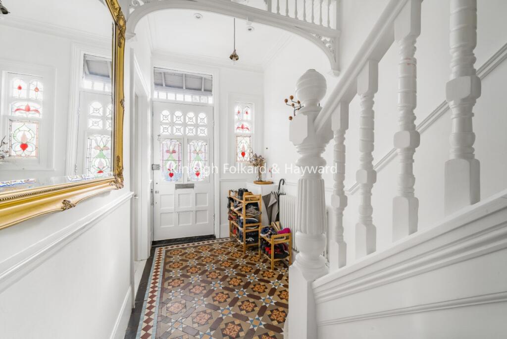 House in London, Hornsey - More