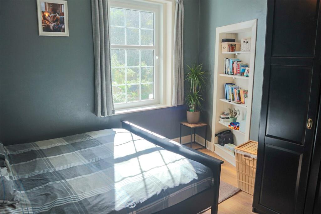Apartment in Motherwell - View 5