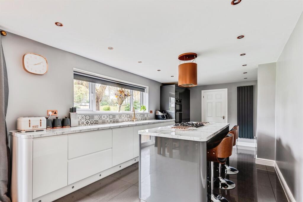 New Yatt Road, WITNEY photo 3