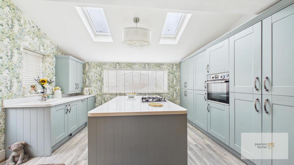 Holcombe Road, Greenmount, Bury photo 4