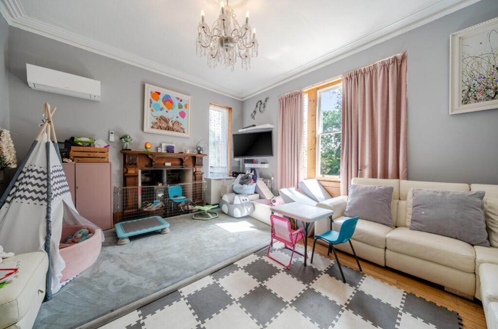 House in Sheffield - View 5
