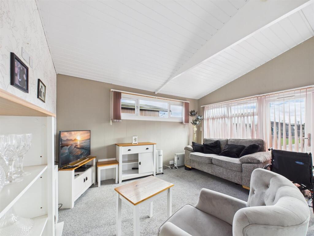 Links Avenue, Mablethorpe photo 2