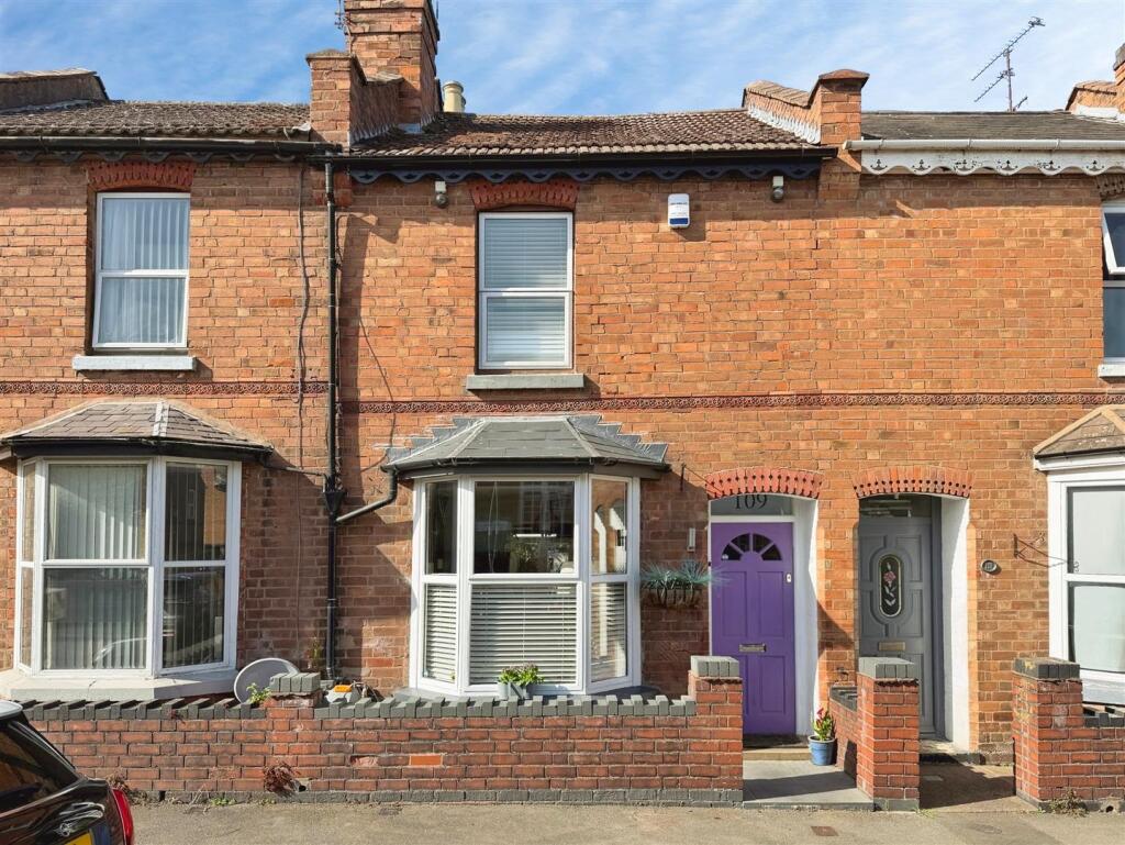 Main image of property: Shrubland Street, Leamington Spa