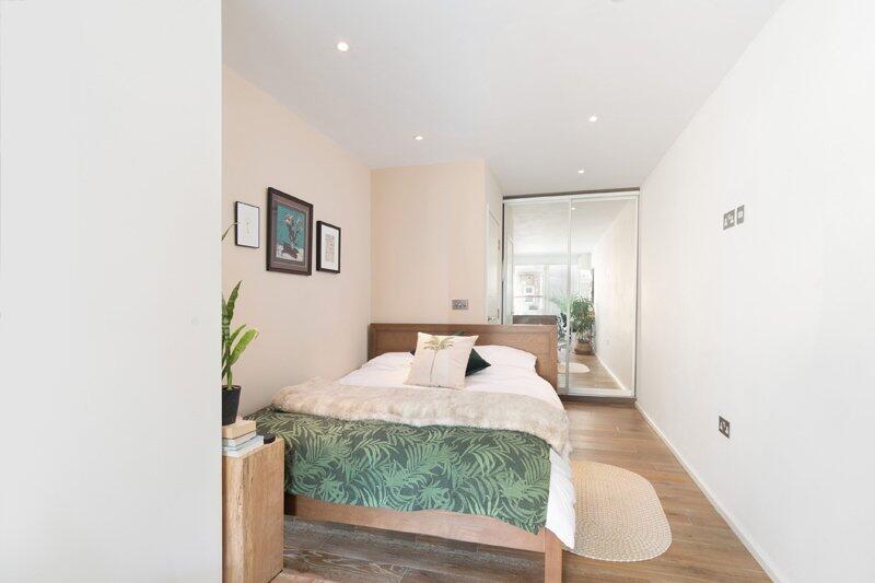 Apartment in London - View 4