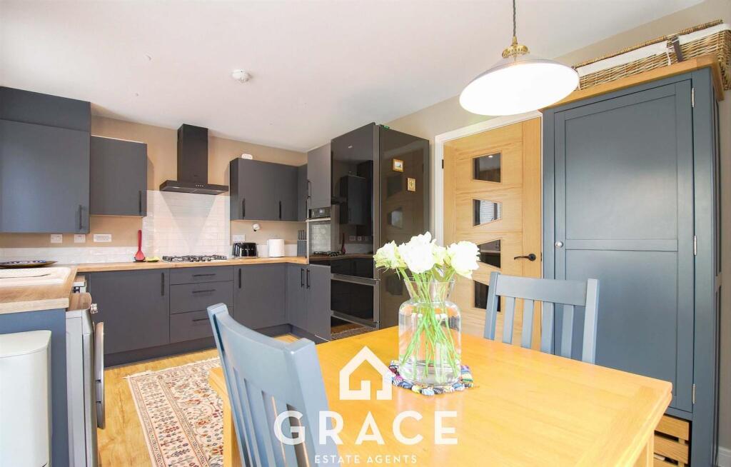 House in Ipswich - View 5