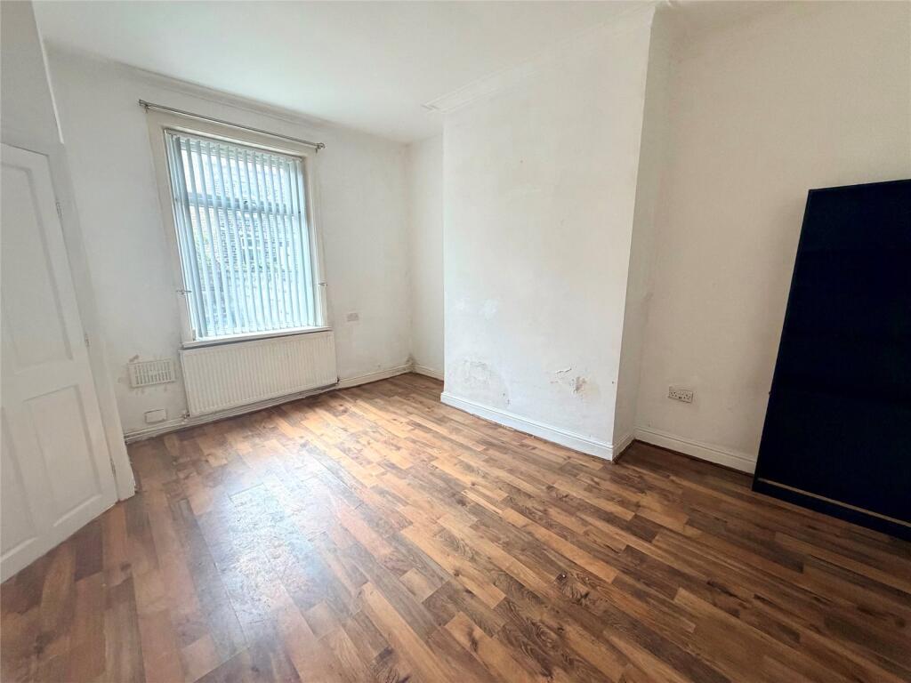 House in Bradford, West Yorkshire - View 5