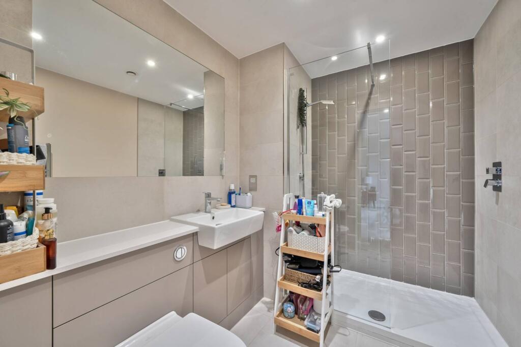 Main image of property: Caversham Road, Colindale, LONDON, NW9