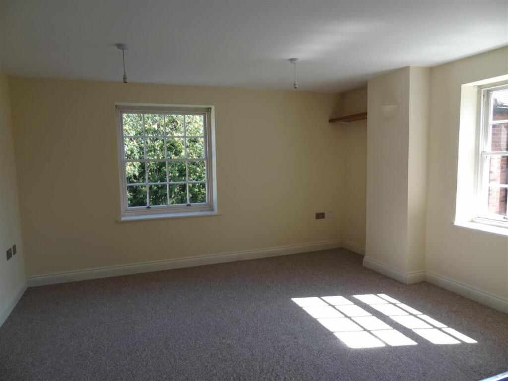 Apartment in Shrewsbury - View 2