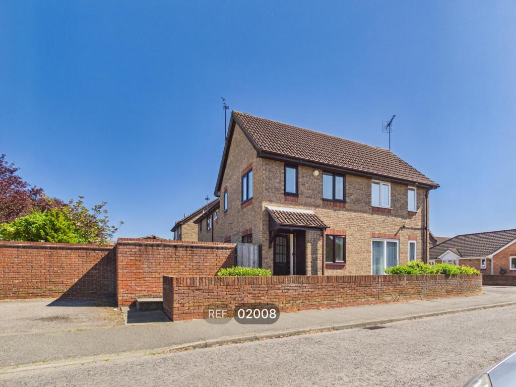 Main image of property: Berkley Close, Colchester, CO4 9RR