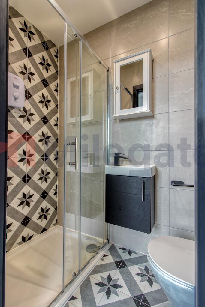 Apartment in London, Denmark Hill, Camberwell - View 3