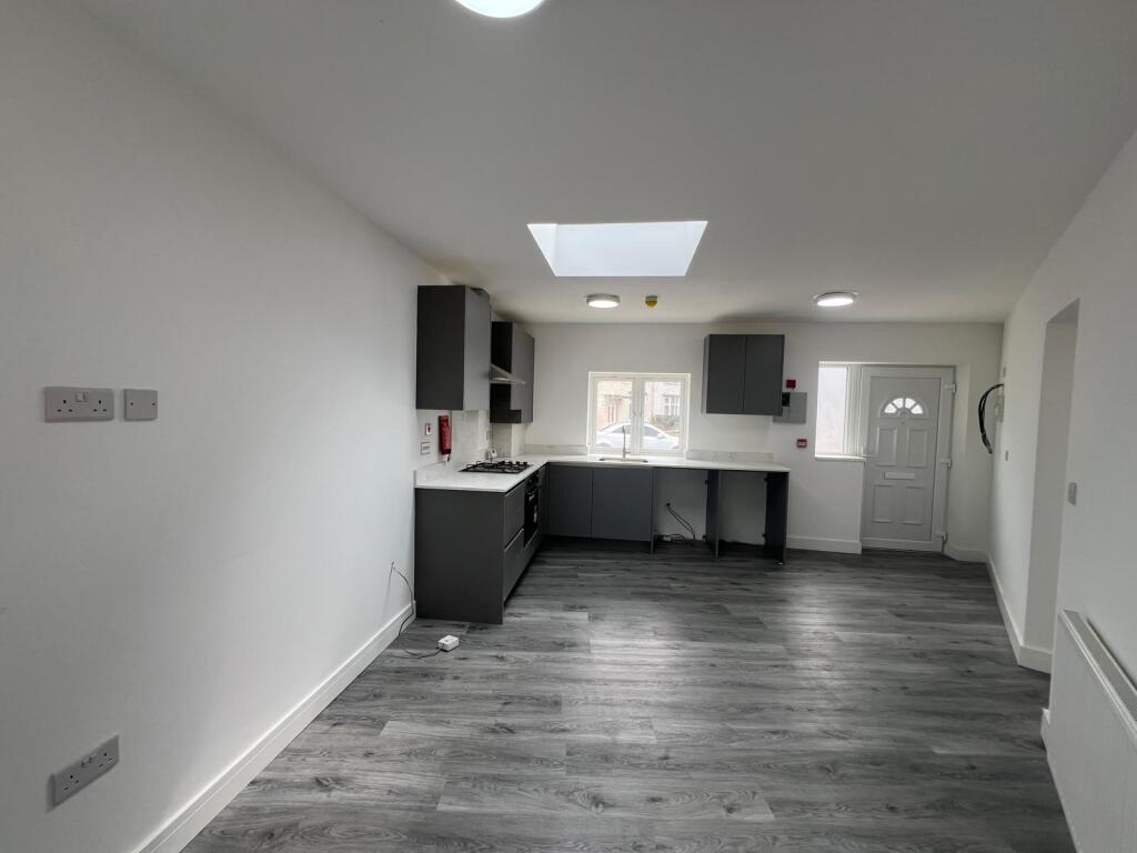 Main image of property: Commonwealth Avenue, Hayes, Hillingdon
