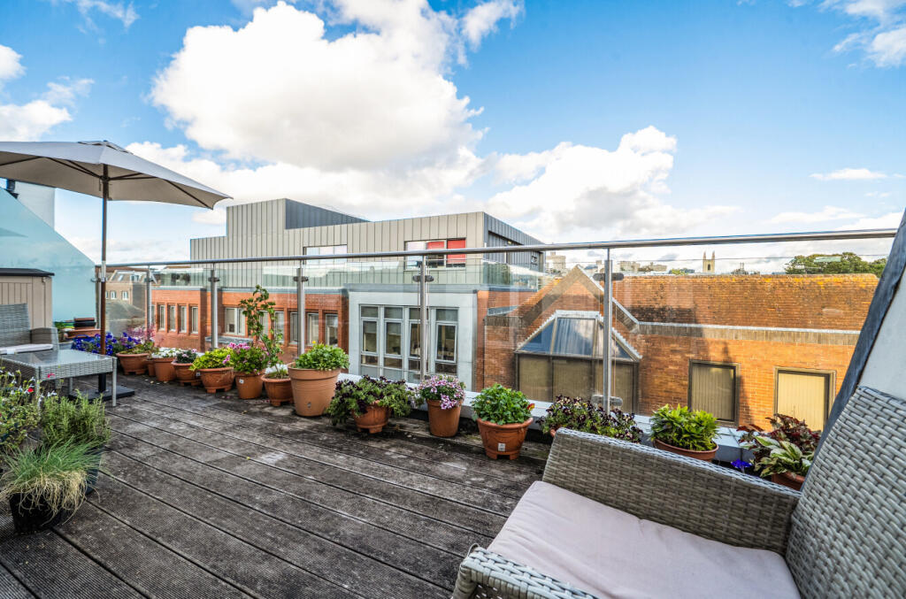 Main image of property: William Street, Windsor, Berkshire