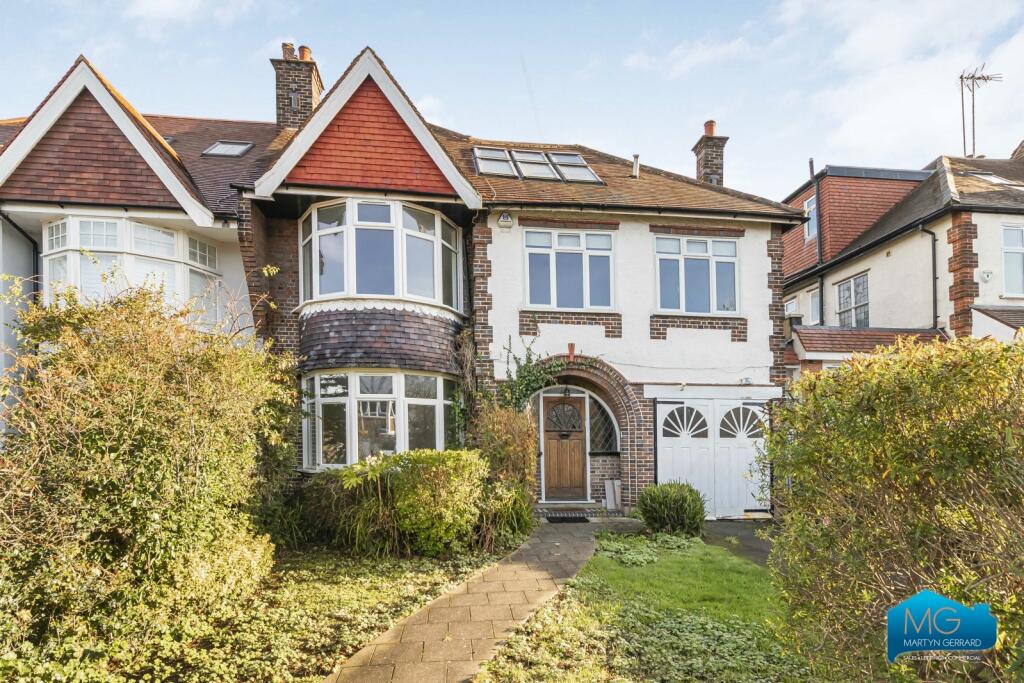 Main image of property: Church Vale, East Finchley, London, N2