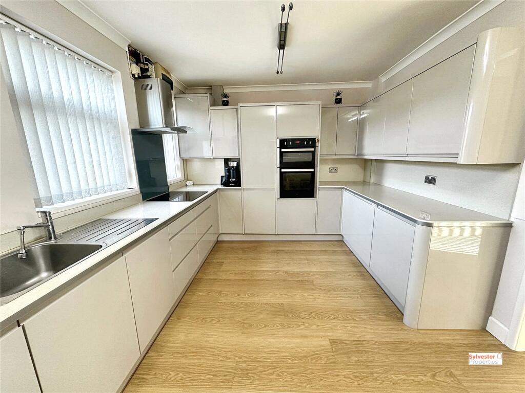 House in Durham - View 5