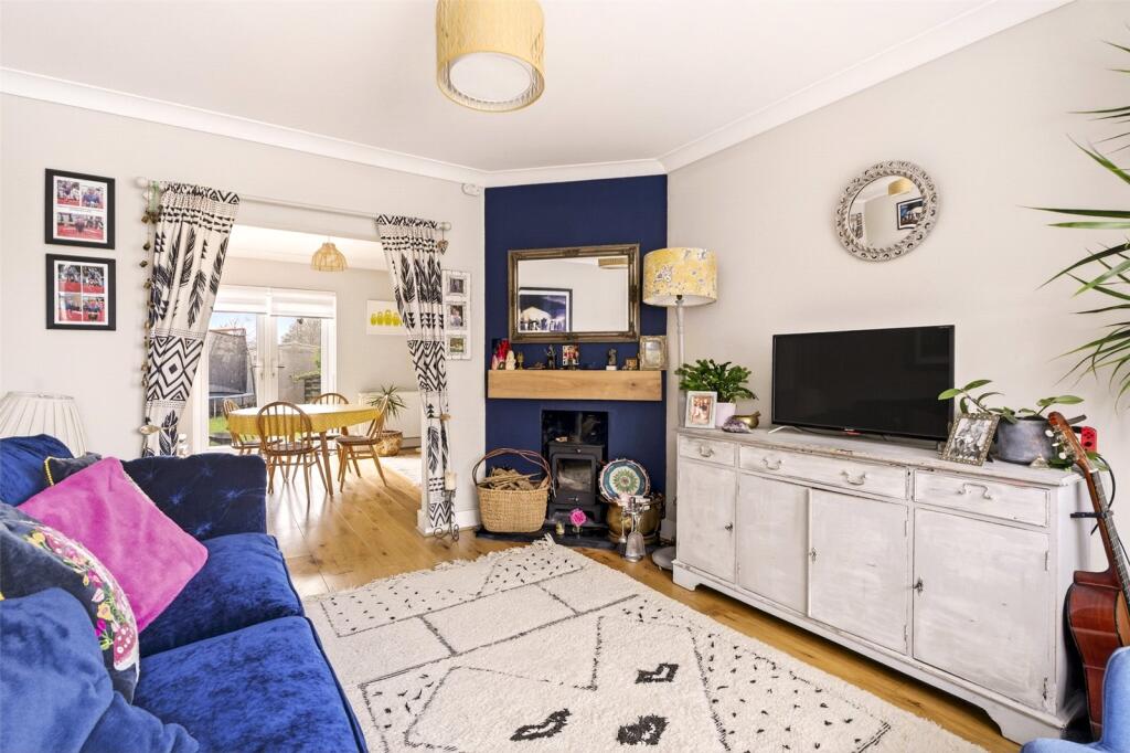 House in Worthing, West Sussex - View 3