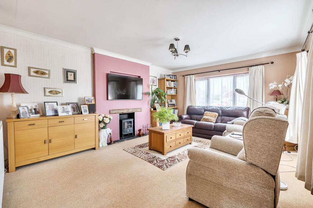House in Durrington, Wiltshire - View 2