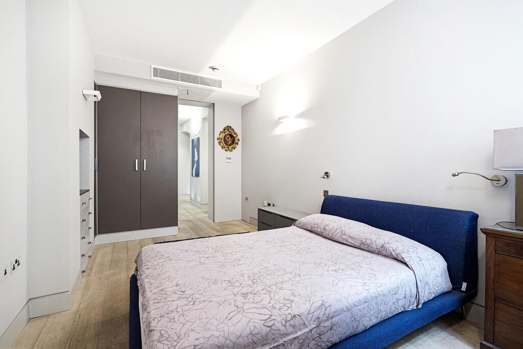 4 bedroom maisonette for rent