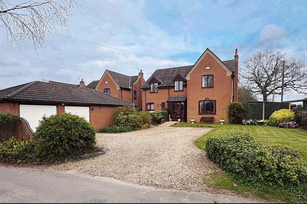 Main image of property: Chapel Road, Beighton, Norwich, NR13