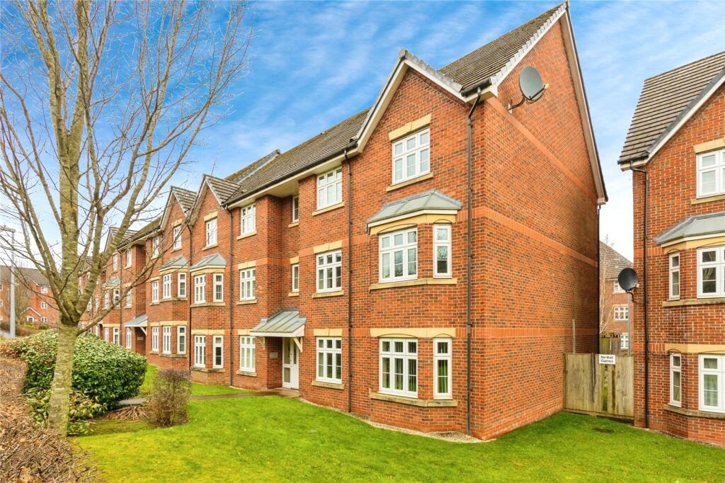 Apartment in Salford, Greater Manchester - View 2