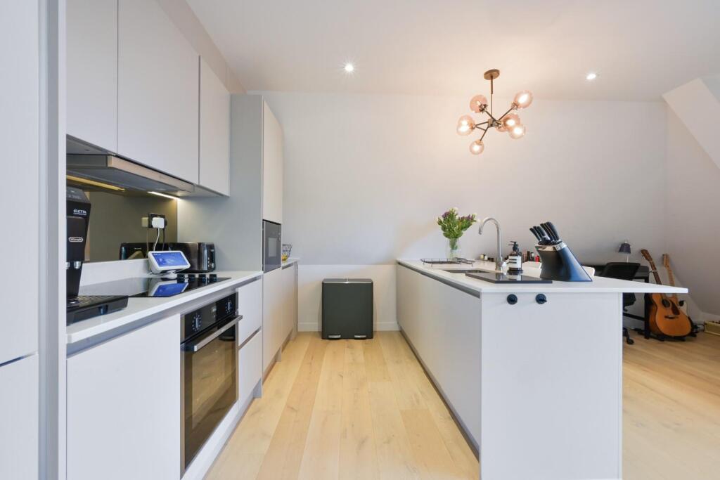 The Drive, Coulsdon - View 3