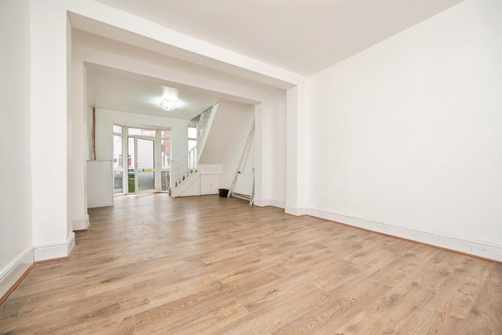 House in Sandwell, The Ashes - View 5