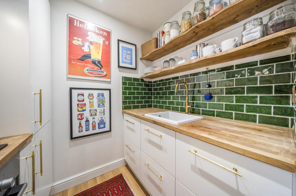 Apartment in Reading, Katesgrove, Newtown - View 4