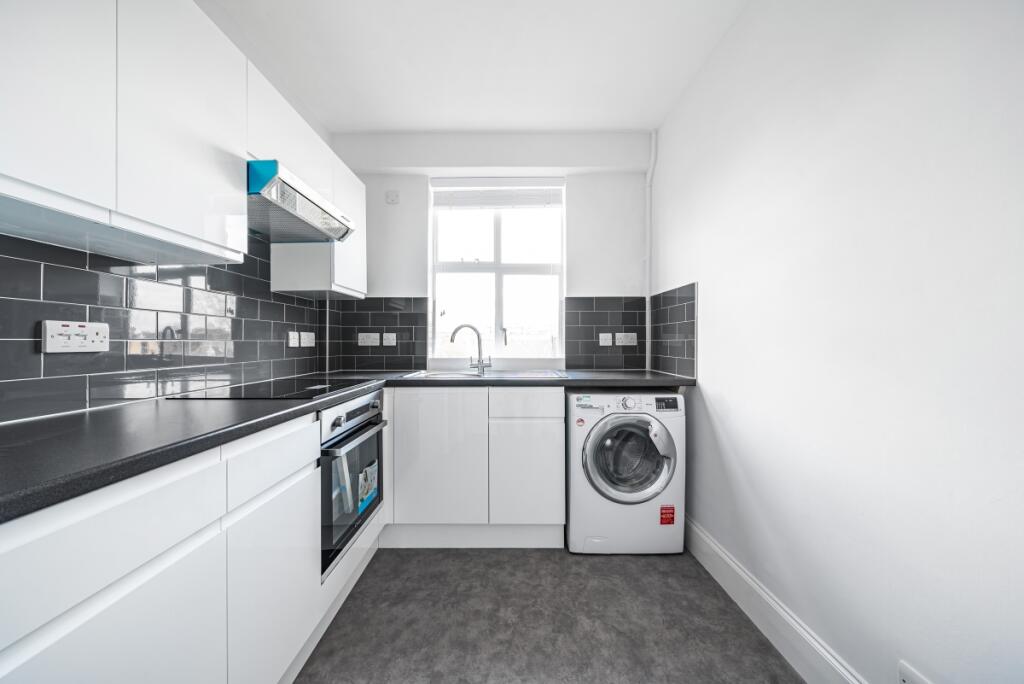 Main image of property: Wellesley Road, Chiswick, London, W4