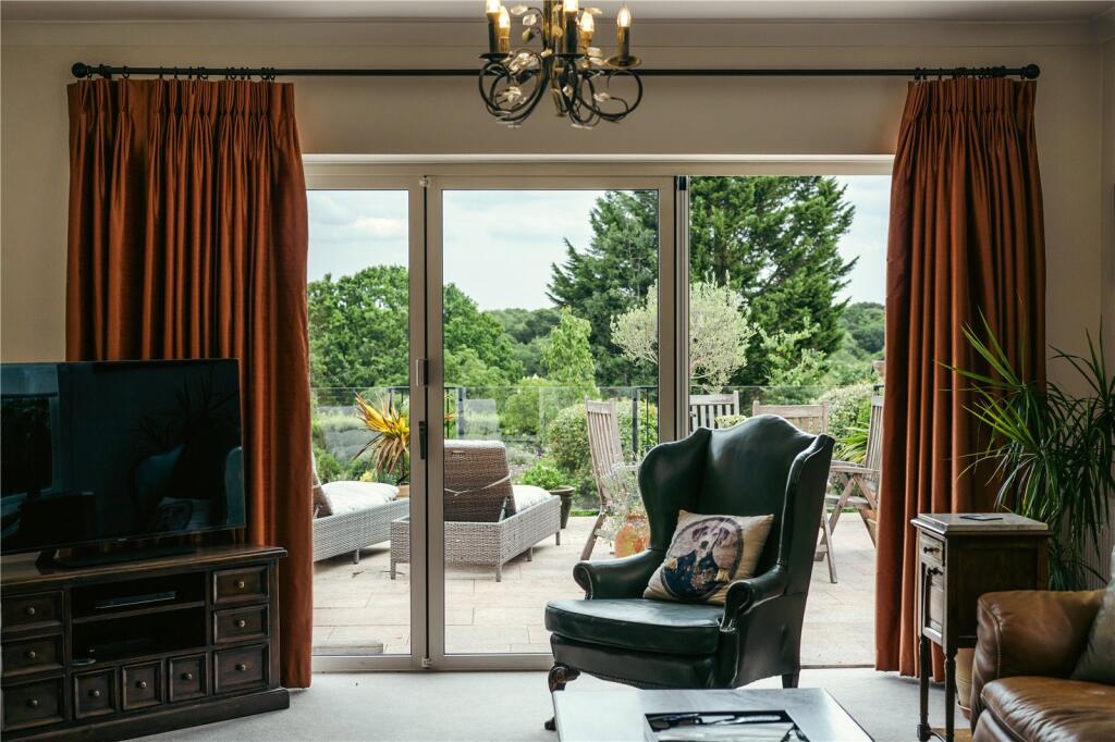 House in Reading - View 5