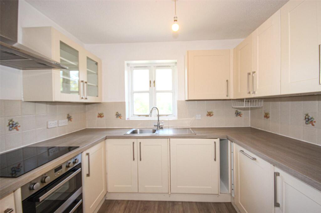 Apartment in Charmouth - View 4