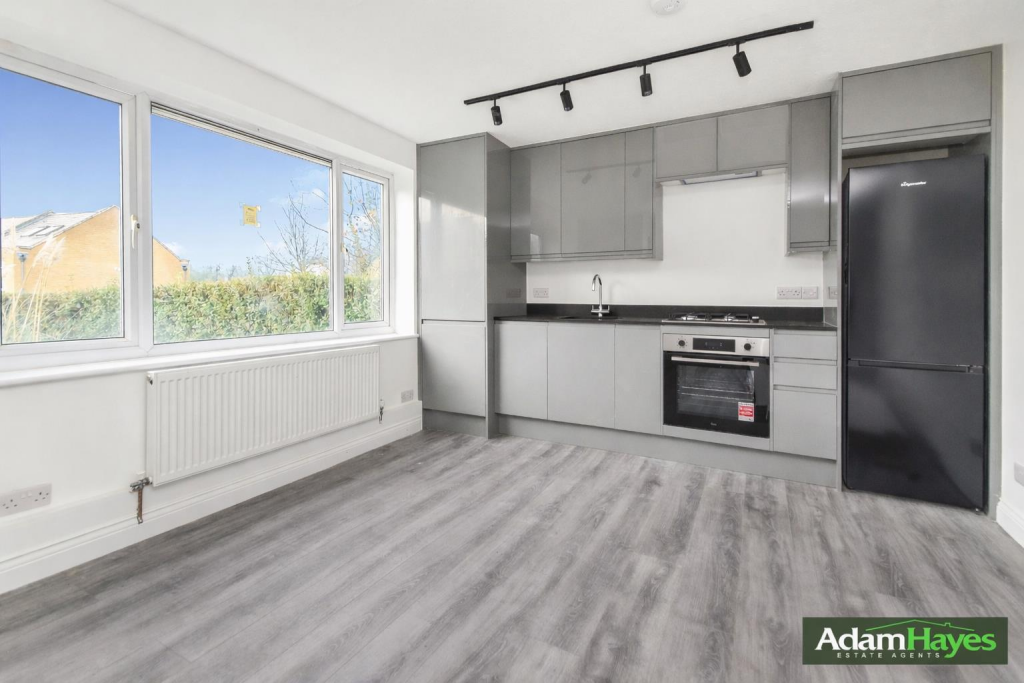 Main image of property: Gainsborough Road, Wooside Park, N12