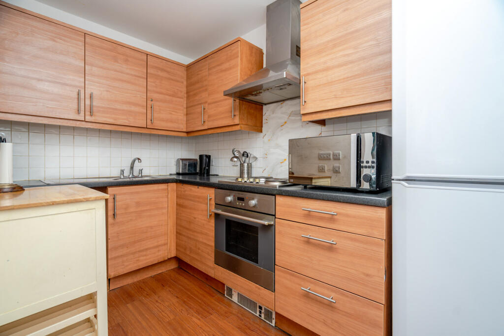 Apartment in Milton Keynes - More