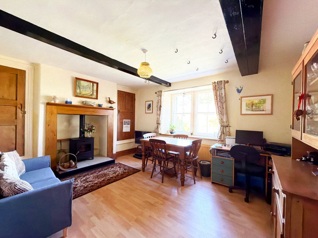 House in Renwick - View 4